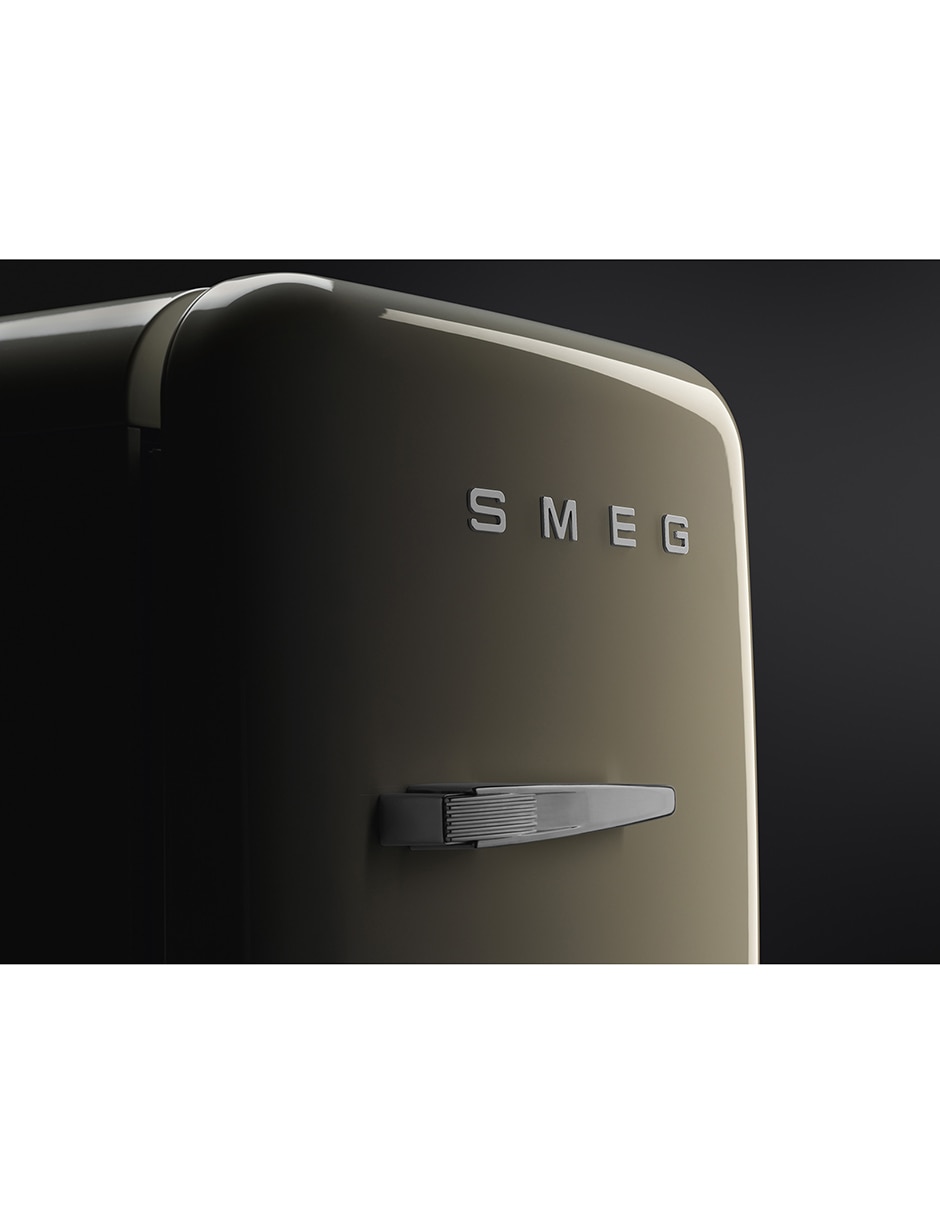 Frigobar Smeg FAB5URCR3 1.5 pies cúbicos
