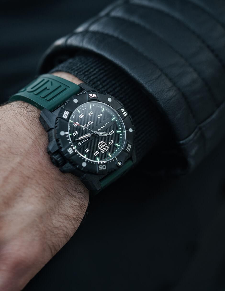 Reloj Luminox Master Carbon Seal 3860 Series para hombre XS.3877