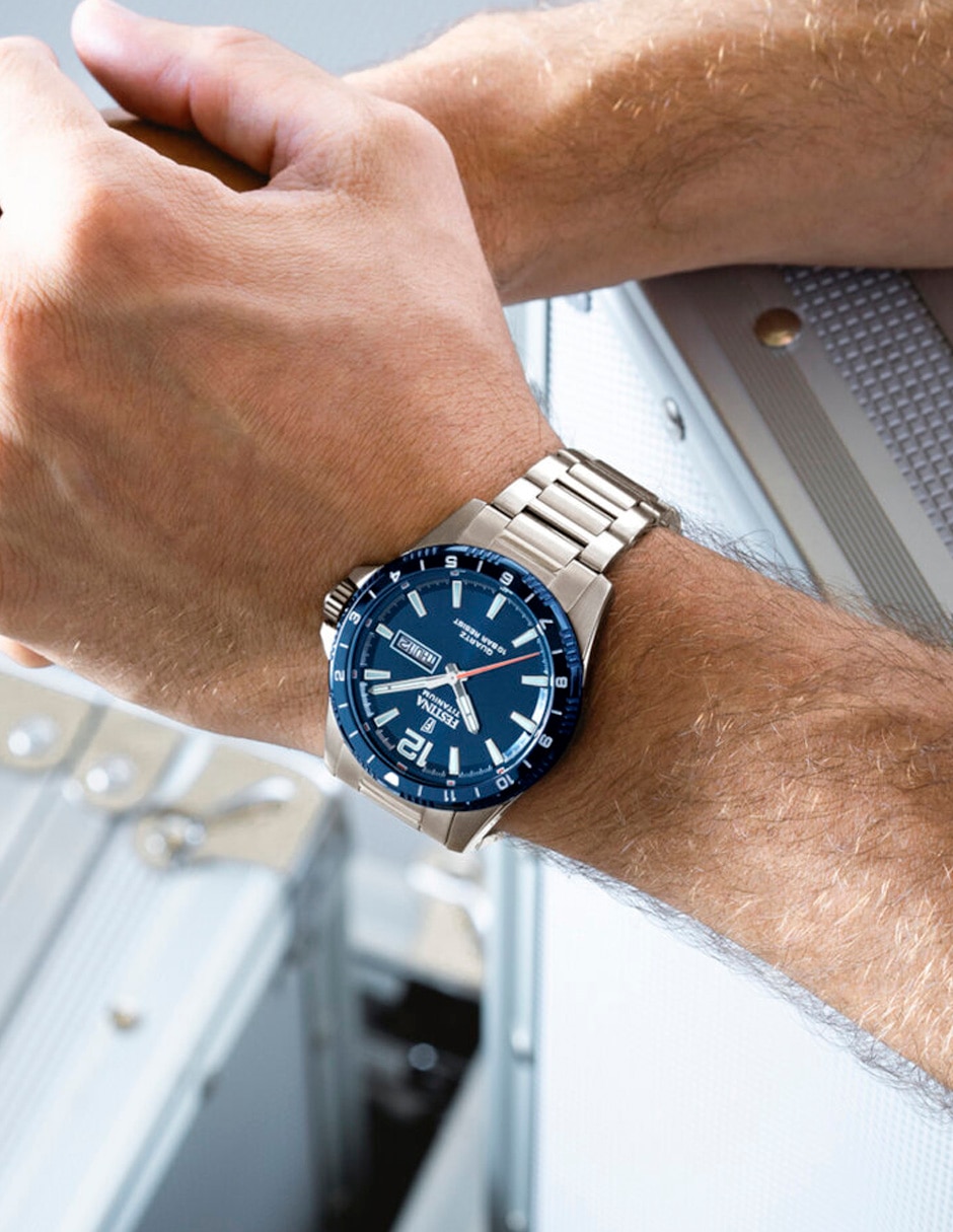 Reloj Calendario Titanium para hombre F20698/2